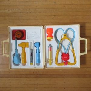 Fisher Price Medical Kit 1977 Model 936